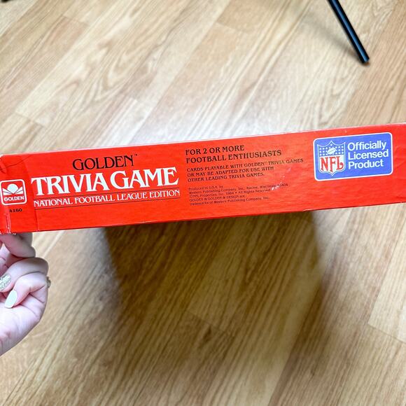 Golden NFL Trivia Game National Football League Edition Collectible NFL Game - Picture 4 of 4